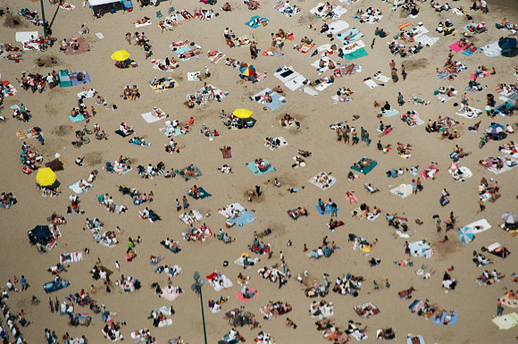 Oak Street Beach during 1997 Air and Water Show (ST-10001625-0062)