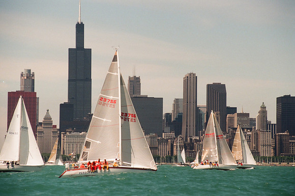 Sailboats beginning the Mackinac Island race (ST-14000942-0180)