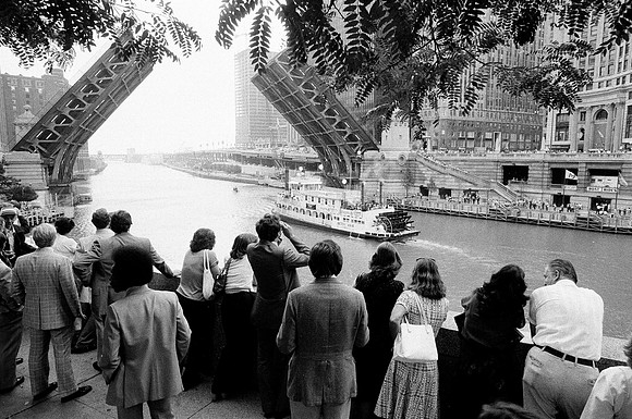 The Betsy Ann boat leads a river parade (ST-19031264-0005)