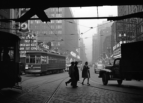 Street scene at State and Lake streets (ST-17500633)