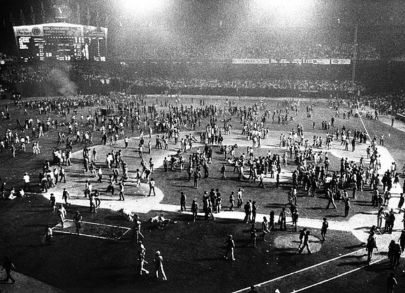 Disco Demolition Night at Comiskey Park (ST-17500752)