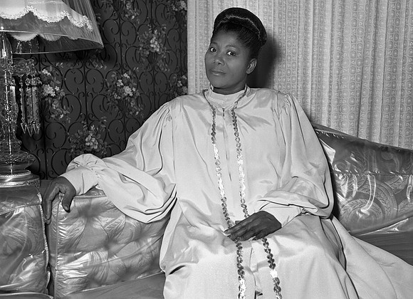 Mahalia Jackson (ST-17500905)
