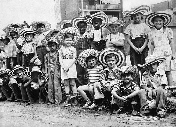 Hull House children dress up for dairy farm trip (ST-17500869)